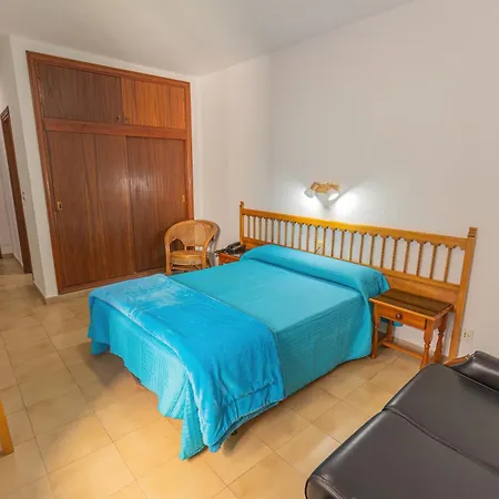 Tres Jotas Conil Hotell Conil De La Frontera