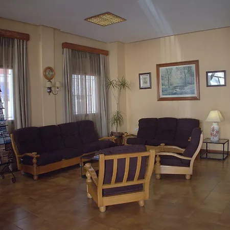 Hotell Tres Jotas Conil 2*