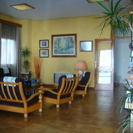 Tres Jotas Conil Кониль-де-ла-Фронтера