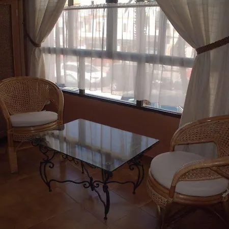 Tres Jotas Conil Кониль-де-ла-Фронтера