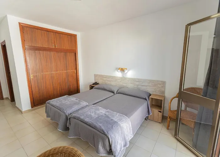 Tres Jotas Conil 科尼尔-德拉弗龙特拉