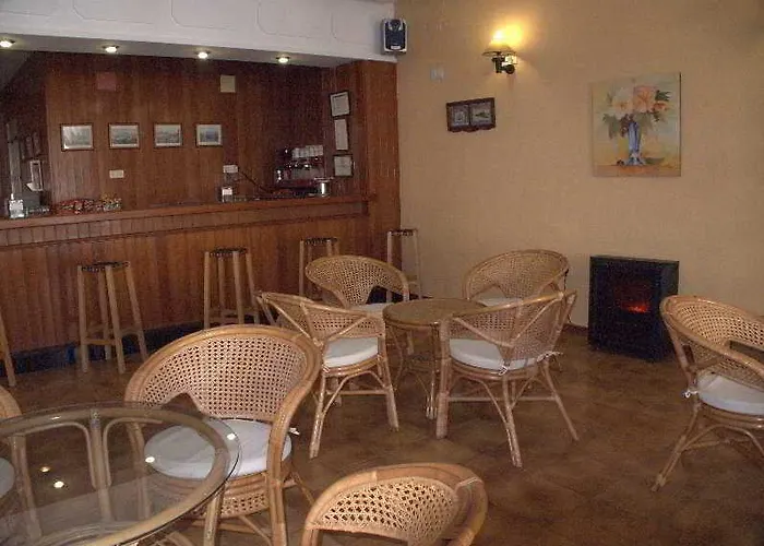 Tres Jotas Conil 2* 科尼尔-德拉弗龙特拉