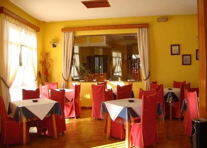 Tres Jotas Conil Hotel 2*