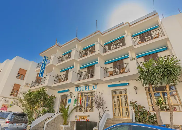 Tres Jotas Conil Conil De La Frontera