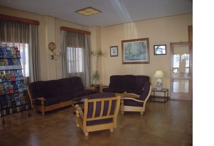 Hotel Tres Jotas Conil 2*